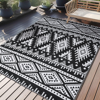 OLANLY Outdoor Rug Waterproof 5x8 ft, Reversible Outdoor Plastic Straw Rug, Boho Patio Rug, Indoor Outdoor Carpet, RV Mat Outside for Patio, Camp, Picnic, Balcony, Deck, Backyard, Black & White